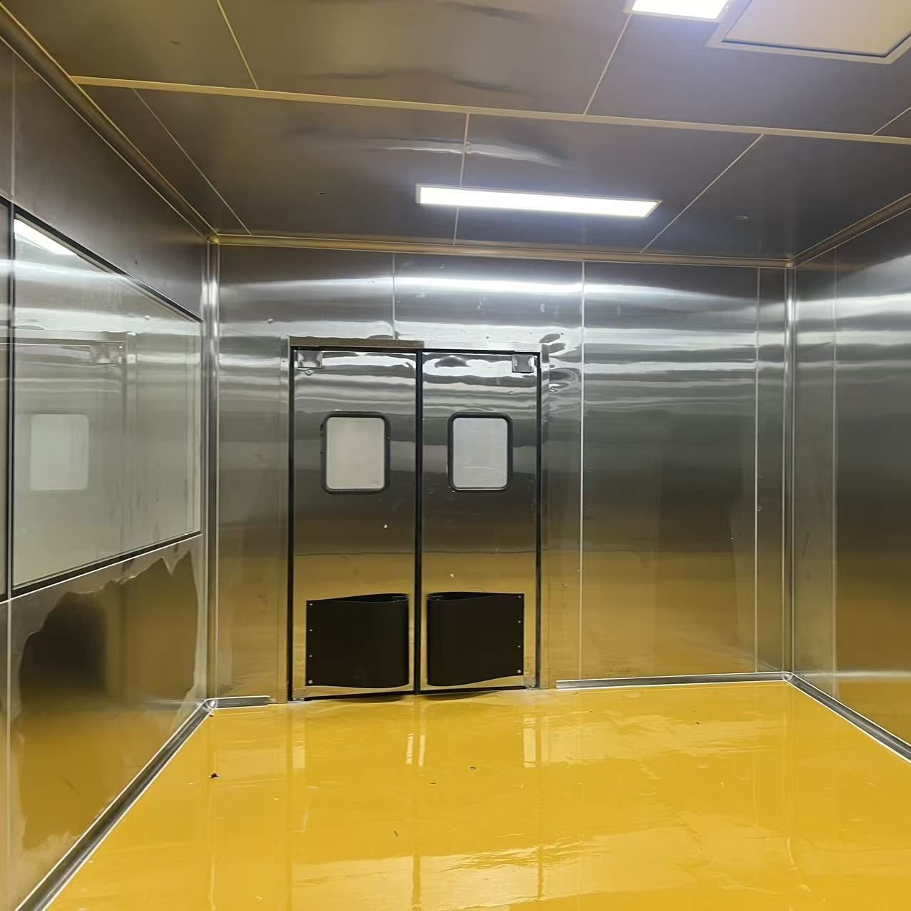 打造食品级洁净空间，耐擦洗、不积尘、易消毒